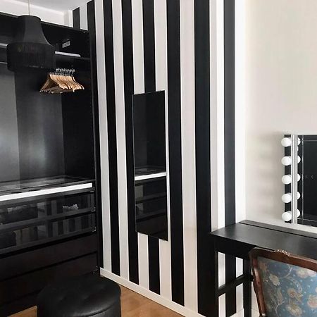 Appartamento Comodo Bilocale Nuovo Milano Esterno foto