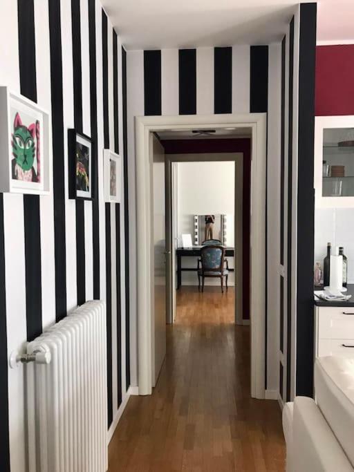 Appartamento Comodo Bilocale Nuovo Milano Esterno foto